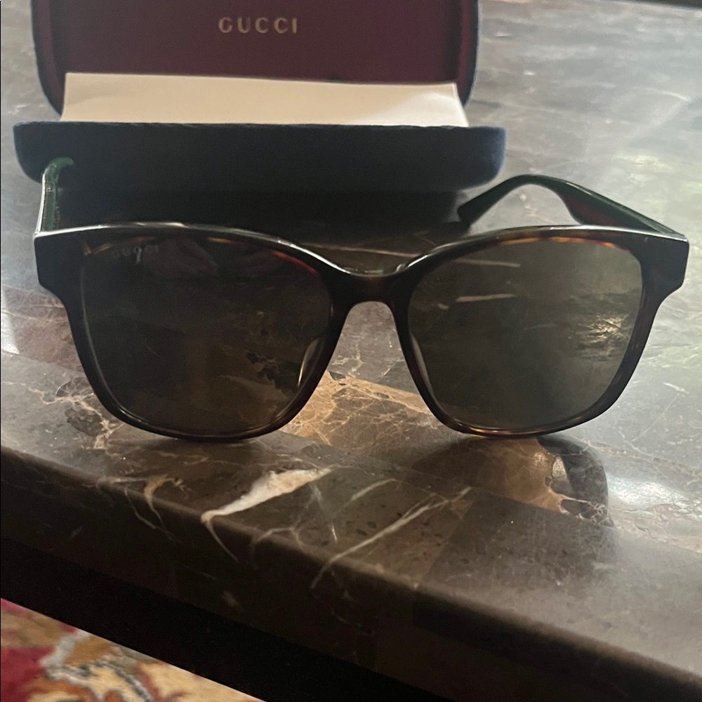 Gucci Men's Brown Sunglasses- Havana